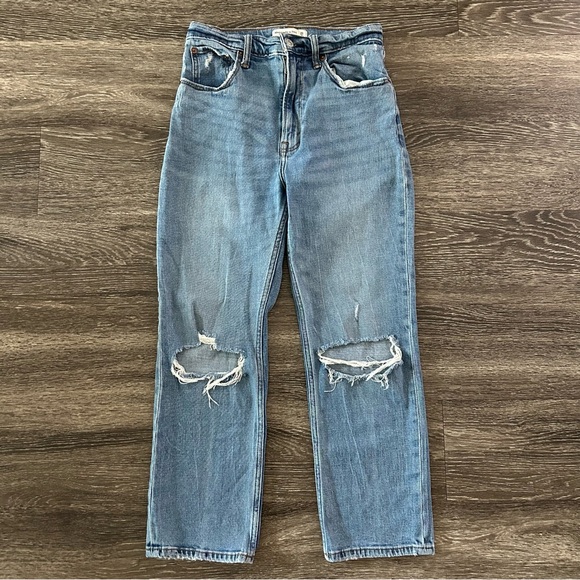 Abercrombie & Fitch Denim - Abercrombie & Fitch Ankle Straight Ultra High Rise Blue Jeans Size 26 2 Short